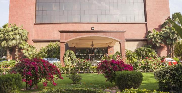The Piccadily Otel Lucknow Dış mekan fotoğraf